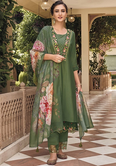 Green Embroidered Muslin Kurta Set